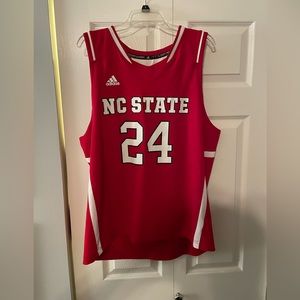 NC State Men’s Basketball Jersey Large